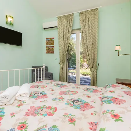 Terra Panzió 3*